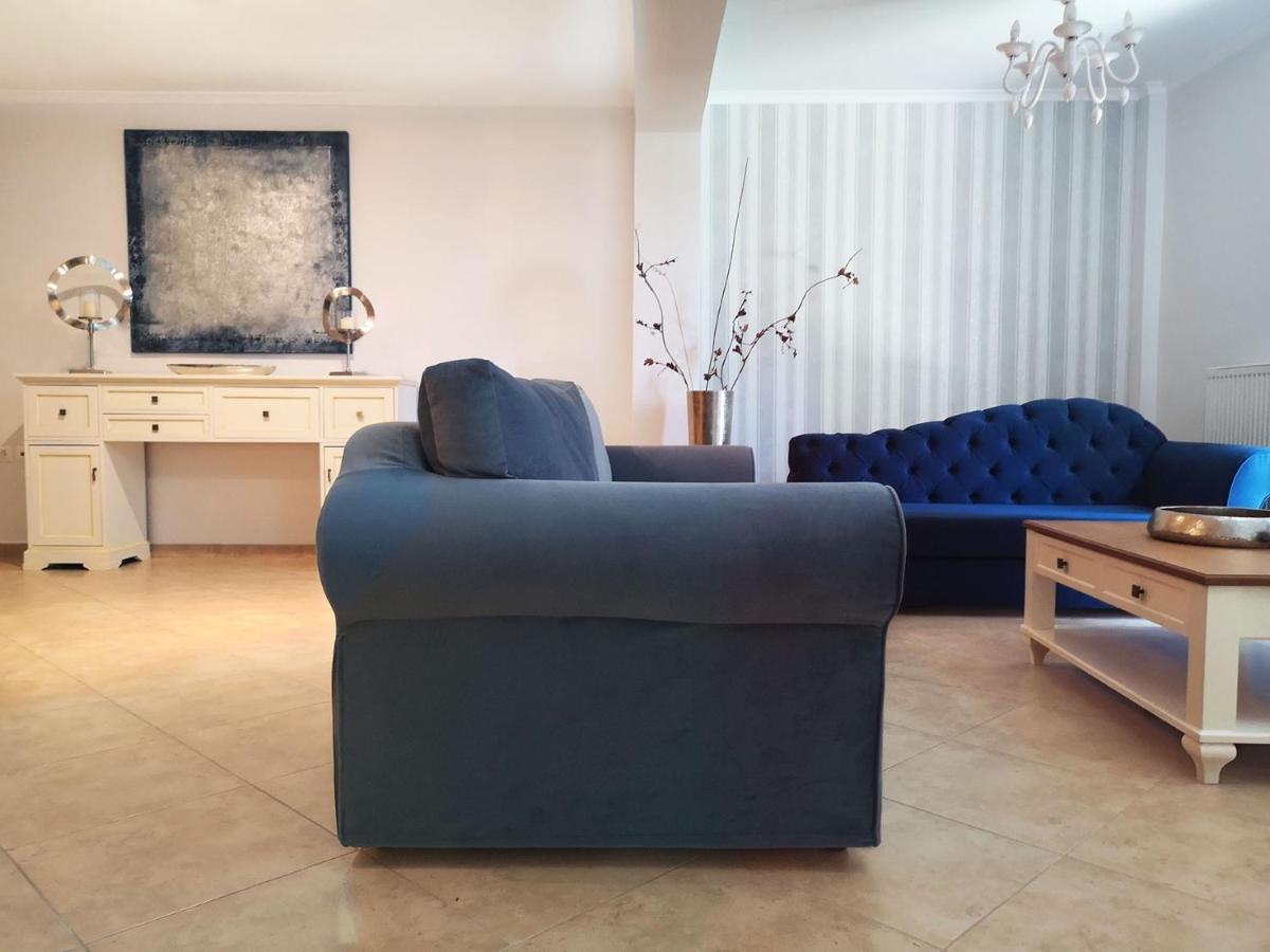 Pirofani Villa Apartments Apólpena Kültér fotó