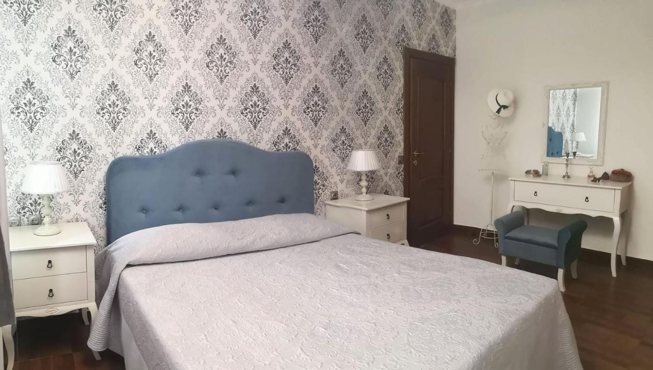 Pirofani Villa Apartments Apólpena Kültér fotó