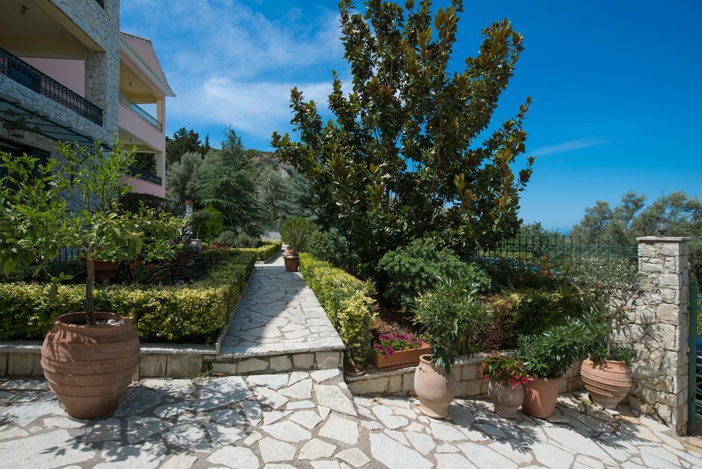 Pirofani Villa Apartments Apólpena Kültér fotó