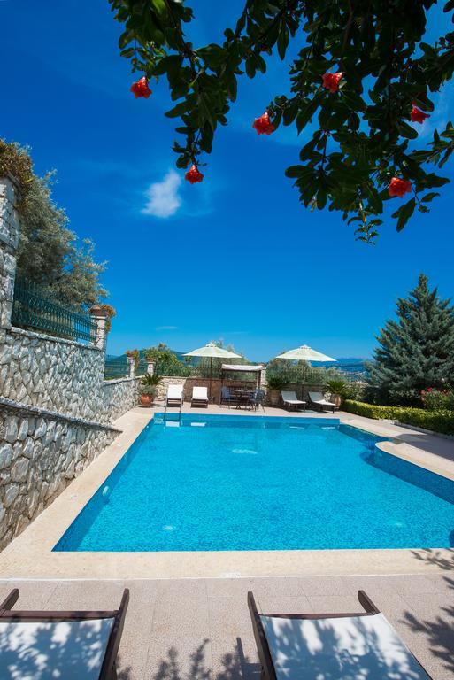 Pirofani Villa Apartments Apólpena Kültér fotó