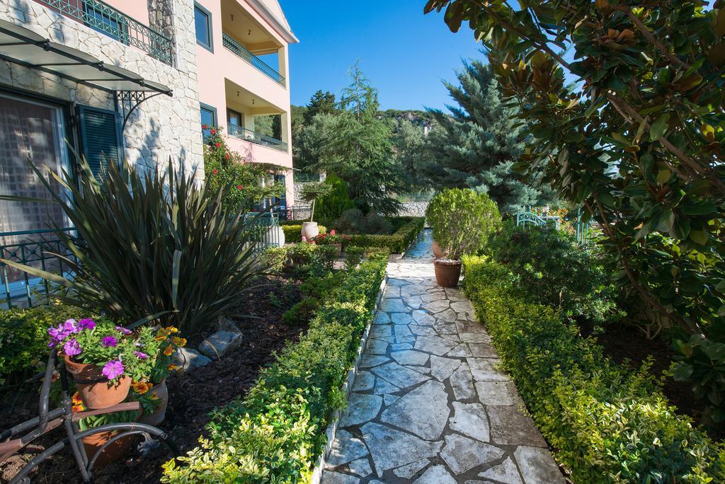 Pirofani Villa Apartments Apólpena Kültér fotó
